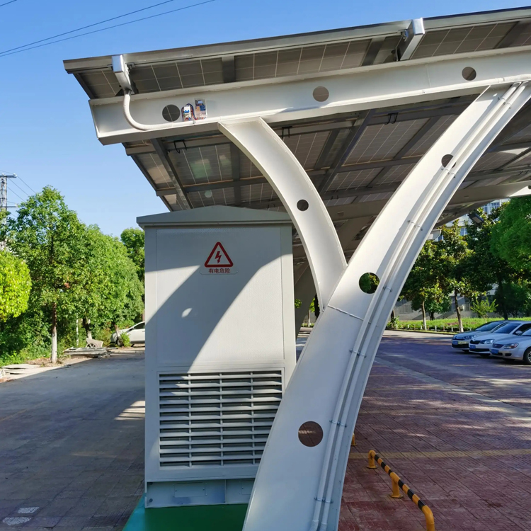 太陽能光伏車棚